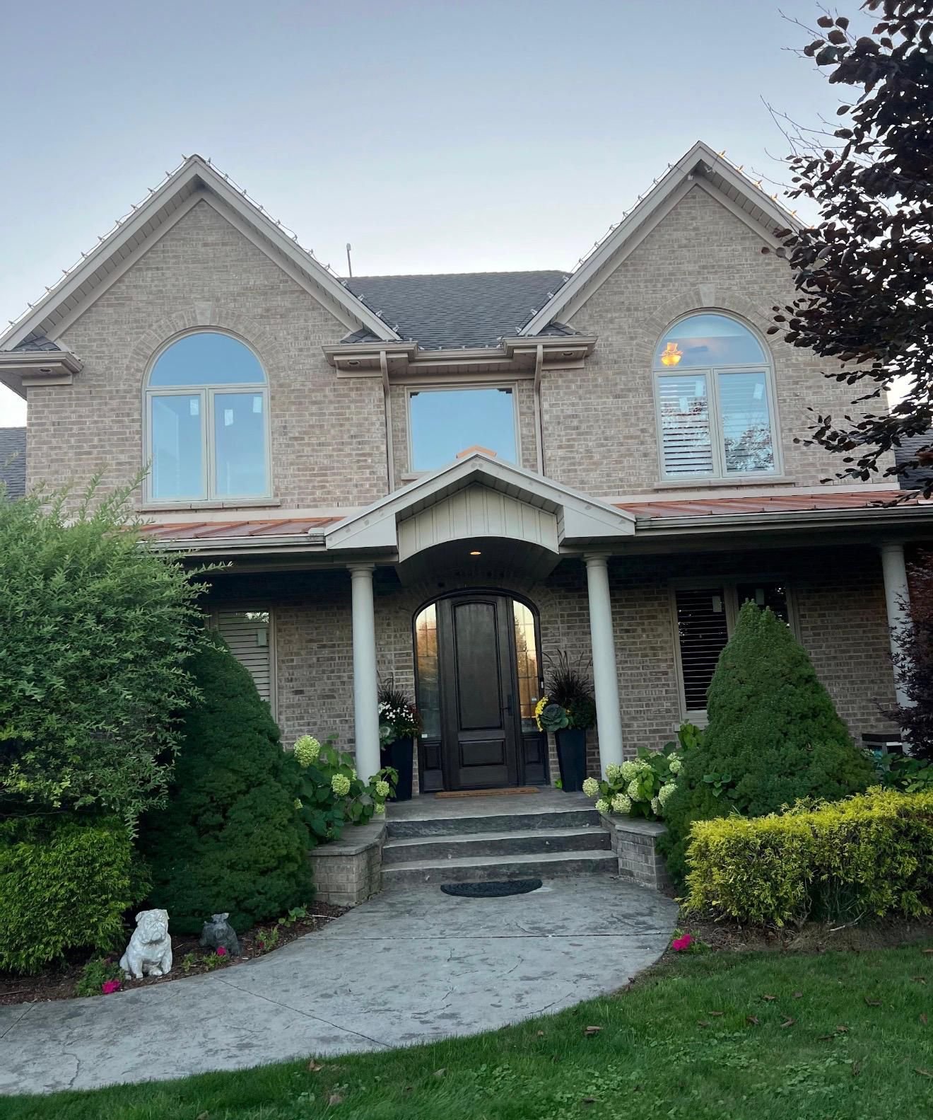 Installation van in front of house